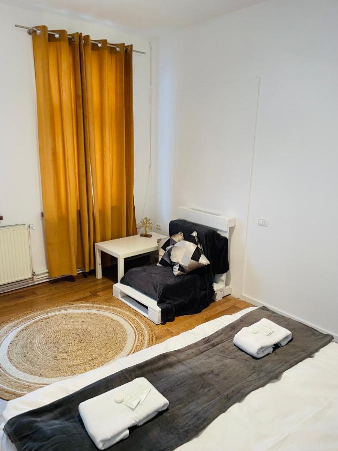 Londof Housing City Center Brasov 아파트 외부 사진