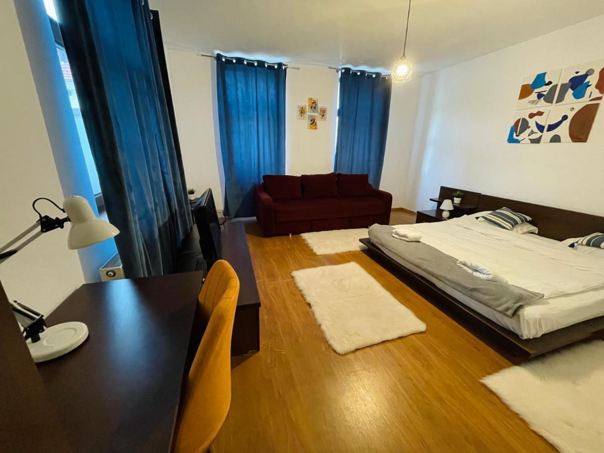 Londof Housing City Center Brasov 아파트 외부 사진